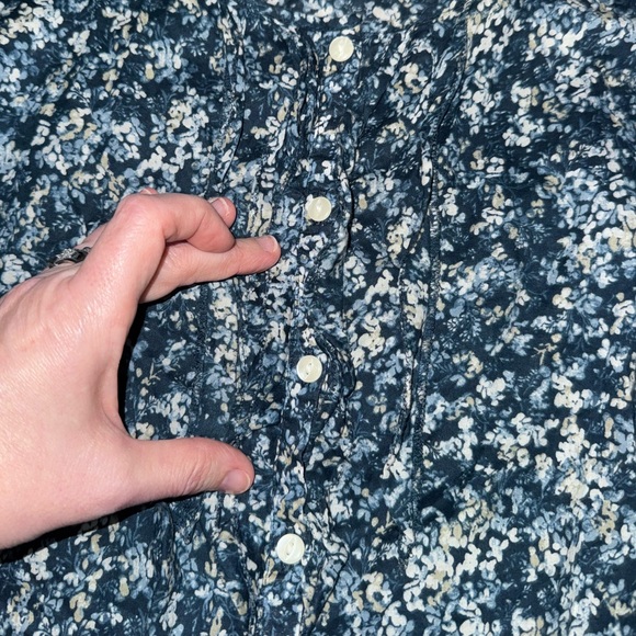 Eddie Bauer Cotton Short Sleeve Button Down Shirt Blue Floral Women’s Small S - Picture 3 of 9